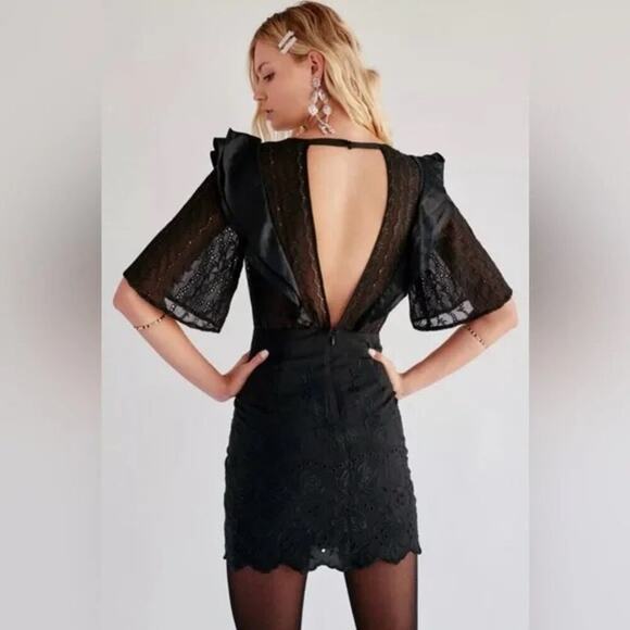 Free People Mackenzie Mini Dress - Black Eyelet + Open Back - Size 8 – NWT 🔥✨ - Picture 3 of 12